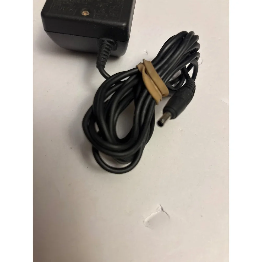 Nokia ACP 7U AC Adapter Direct Plug-in Transformer 120V AC Input 3.7V DC Output